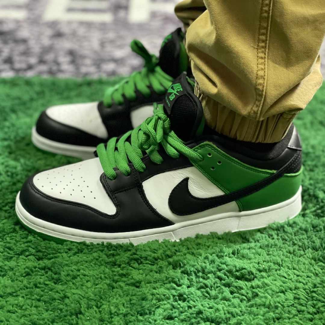 Nike SB Dunk Low 'Classic Green'