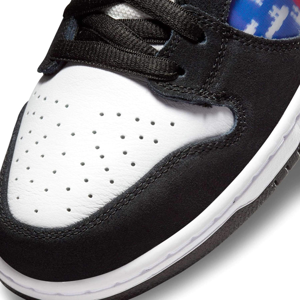 Nike SB Dunk High 'TV Signal'