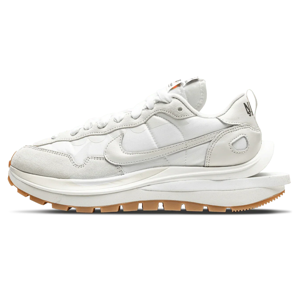 Nike x Sacai Vaporwaffle 'Sail White Gum'
