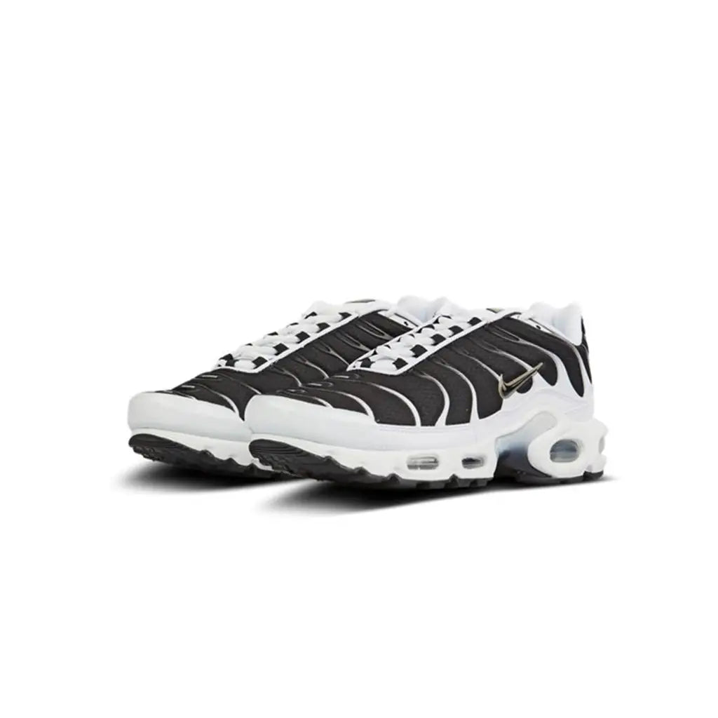 Nike Air Max Plus 'White Black Metallic Pewter'